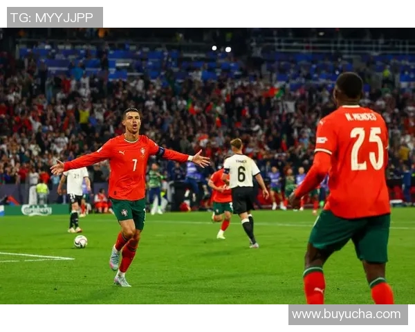 t罗足球:探索足球世界的魅力与激情,感受每一场比赛的心跳与荣耀 t罗足球:探索足球世界的魅力与激情,感受每一场比赛的心跳与荣耀