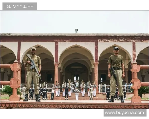 上帝的球场信仰与足球的灵魂交织在一起的奇妙旅程