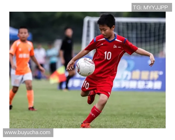 上海市足球发展新篇章:青训体系与职业联赛的双轮驱动 上海市足球发展新篇章:青训体系与职业联赛的双轮驱动