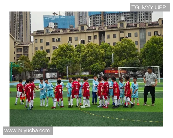 中国少年足球比赛展现青春活力与团队精神助力未来足球发展