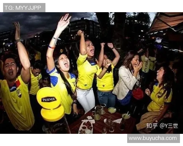 中国足球女球迷热情洋溢的瞬间展现与精彩瞬间的完美结合 中国足球女球迷热情洋溢的瞬间展现与精彩瞬间的完美结合